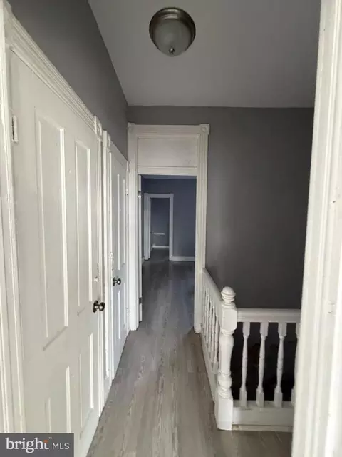 Entry Way - 2006 Walbrook Ave, Baltimore, MD 21217 photo 8 of 19