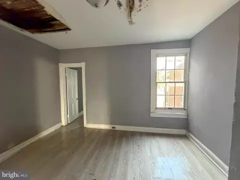 Bedroom - 2006 Walbrook Ave, Baltimore, MD 21217 photo 2 of 2