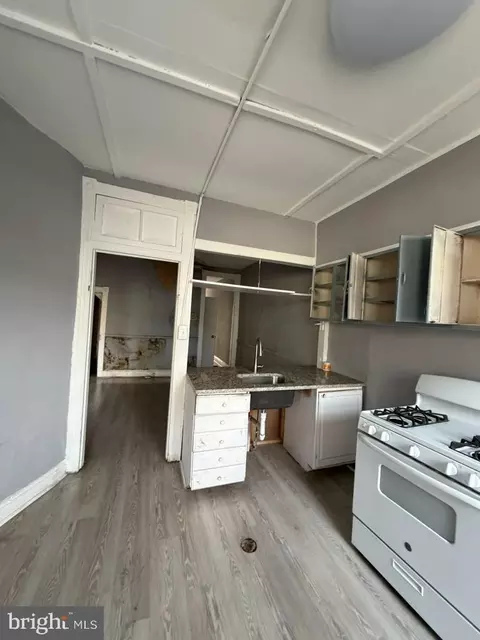 Kitchen - 2006 Walbrook Ave, Baltimore, MD 21217 photo 1 of 1