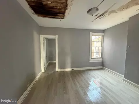 Bedroom - 2006 Walbrook Ave, Baltimore, MD 21217 photo 1 of 2