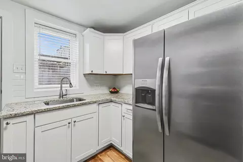 Kitchen - 207 S Durham St, Baltimore, MD 21231 photo 1 of 2