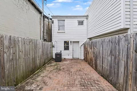 Exterior - 207 S Durham St, Baltimore, MD 21231 photo 5 of 6