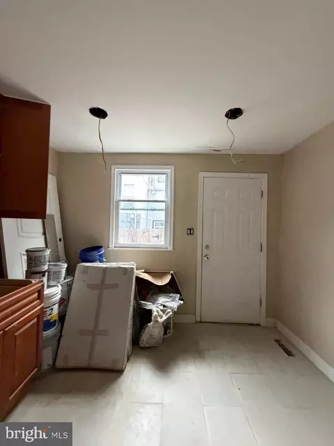 Entry Way - 1605 Lemmon St, Baltimore, MD 21223 photo 3 of 13