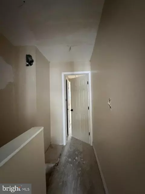 Entry Way - 1605 Lemmon St, Baltimore, MD 21223 photo 8 of 13