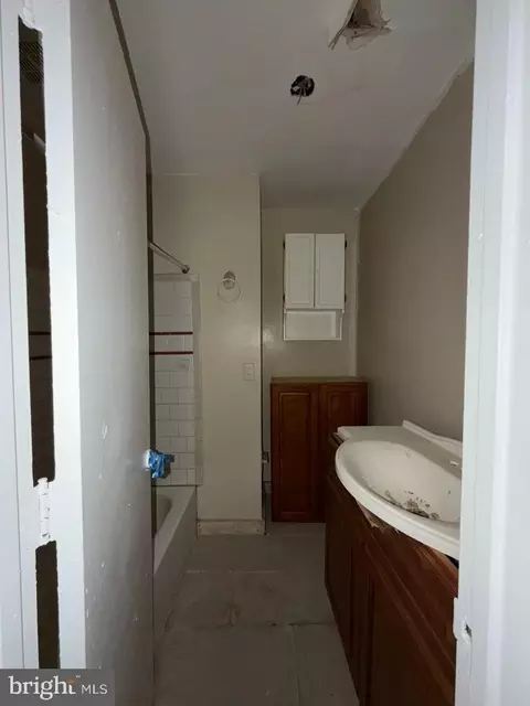 Entry Way - 1605 Lemmon St, Baltimore, MD 21223 photo 6 of 13