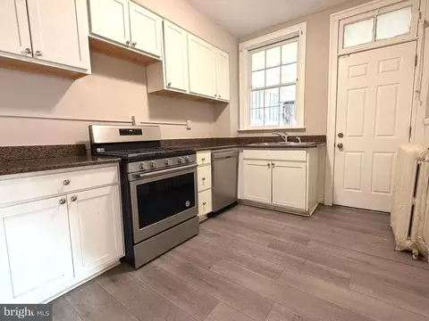 Kitchen - 36 York, Baltimore, MD 21218 photo 2 of 2