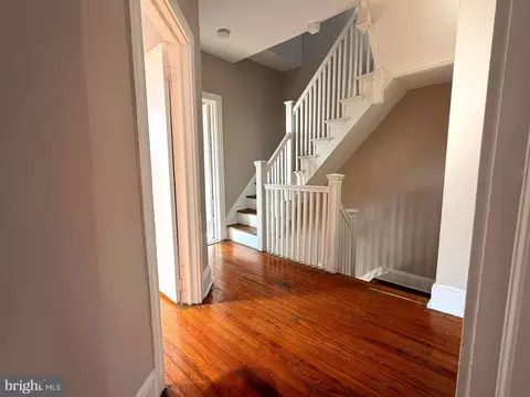 Entry Way - 36 York, Baltimore, MD 21218 photo 2 of 5