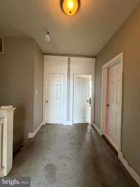 Entry Way - 3110 Garrison Blvd, Baltimore, MD 21216 photo 8 of 13