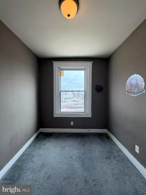 Bedroom - 3110 Garrison Blvd, Baltimore, MD 21216 photo 2 of 6