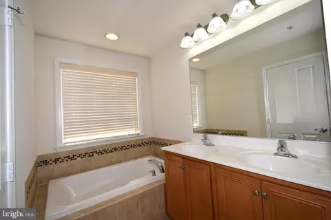 877 Ryan St, Baltimore, MD 21230 photo 11
