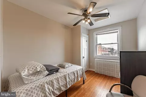 Bedroom - 3532 Cliftmont Ave, Baltimore, MD 21213 photo 3 of 3