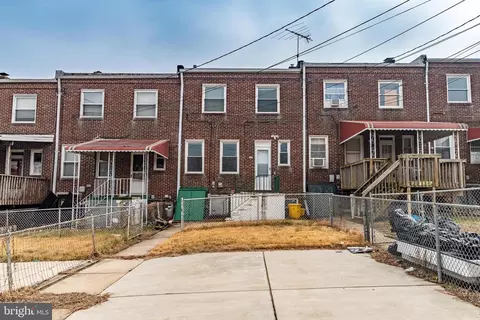 Exterior - 3532 Cliftmont Ave, Baltimore, MD 21213 photo 5 of 6