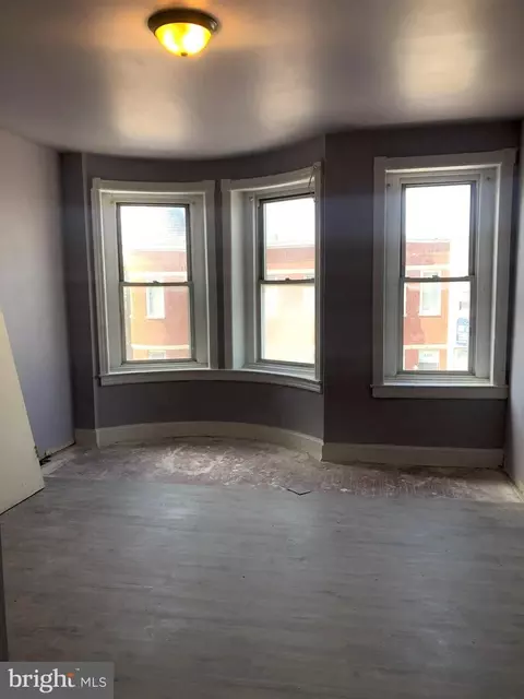 Living - 2323 Mcculloh St, Baltimore, MD 21217 photo 1 of 1