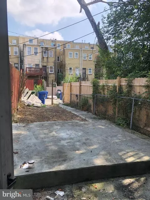 Exterior - 2323 Mcculloh St, Baltimore, MD 21217 photo 2 of 2