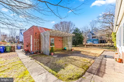 Exterior - 2201 Pelham Ave, Baltimore, MD 21213 photo 7 of 19