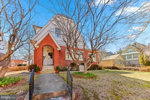 Exterior - 2201 Pelham Ave, Baltimore, MD 21213 photo 16 of 19