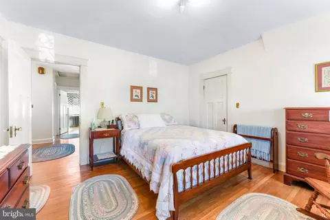 Bedroom - 2201 Pelham Ave, Baltimore, MD 21213 photo 5 of 6