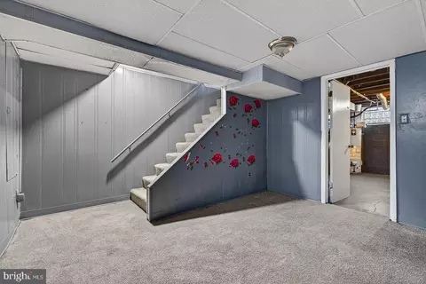 Entry Way - 4103 Colborne Rd, Baltimore, MD 21229 photo 5 of 5