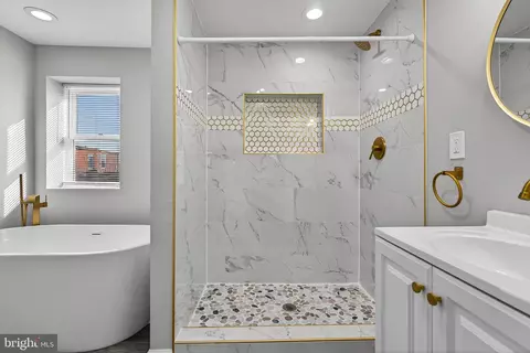 Bath - 1431 E Preston St, Baltimore, MD 21213 photo 4 of 6