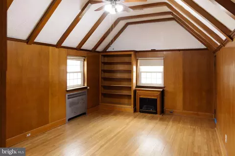 Living - 6305 E Fordham Dr, Baltimore, MD 21215 photo 4 of 5