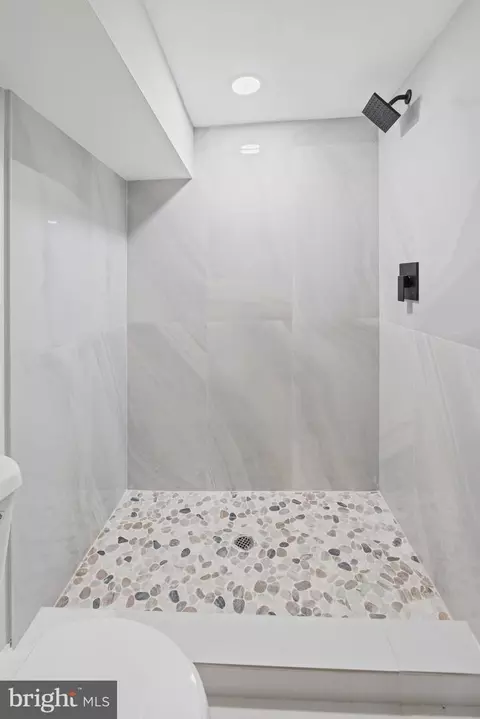 727 E 20th St, Baltimore, MD 21218 photo 26