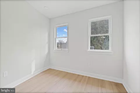 727 E 20th St, Baltimore, MD 21218 photo 24