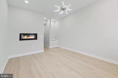 727 E 20th St, Baltimore, MD 21218 photo 12