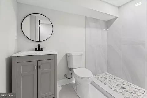 727 E 20th St, Baltimore, MD 21218 photo 34