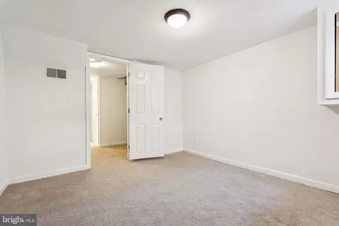 213 Grindall St, Baltimore, MD 21230 photo 18