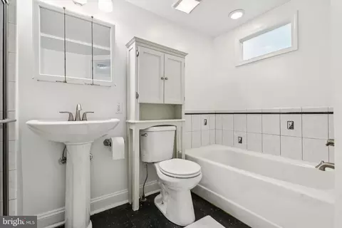 213 Grindall St, Baltimore, MD 21230 photo 13