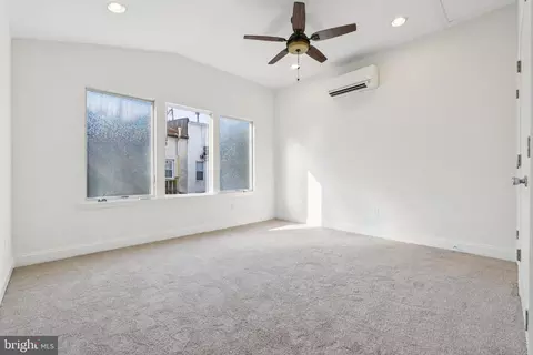 213 Grindall St, Baltimore, MD 21230 photo 11