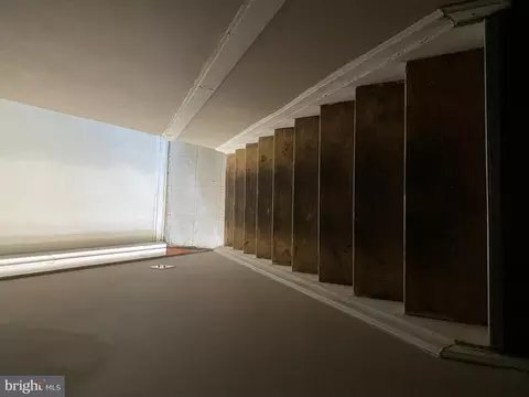 Entry Way - 802 E North Ave, Baltimore, MD 21202 photo 2 of 8