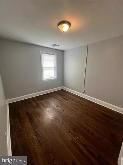 Entry Way - 6114 Macbeth Dr, Baltimore, MD 21239 photo 5 of 5
