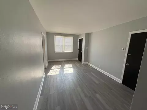 Living - 6114 Macbeth Dr, Baltimore, MD 21239 photo 4 of 5