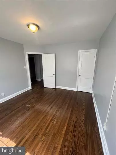 Entry Way - 6114 Macbeth Dr, Baltimore, MD 21239 photo 4 of 5