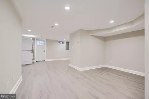 Living - 621 Ponca St, Baltimore, MD 21224 photo 6 of 6
