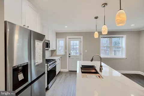 Kitchen - 621 Ponca St, Baltimore, MD 21224 photo 3 of 4