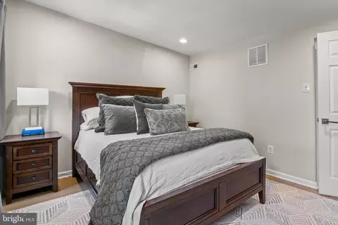 1121 S Decker Ave S, Baltimore, MD 21224 photo 21
