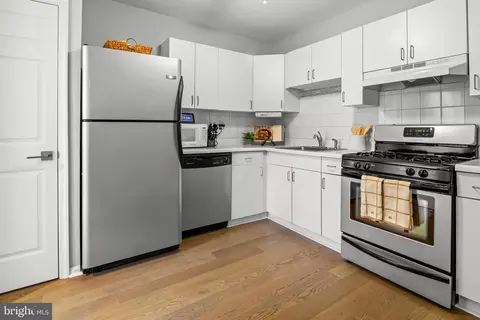 1121 S Decker Ave S, Baltimore, MD 21224 photo 16
