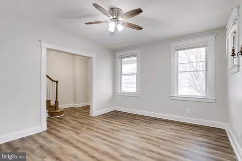 Living - 4604 Walther Ave, Baltimore, MD 21214 photo 4 of 7