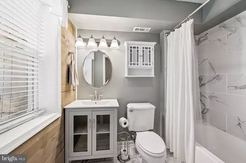 2314 Fleet St, Baltimore, MD 21224 photo 25
