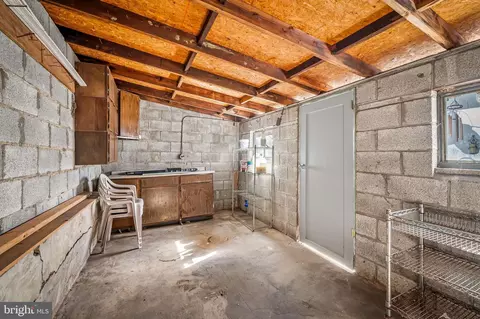 2314 Fleet St, Baltimore, MD 21224 photo 39