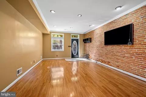 2314 Fleet St, Baltimore, MD 21224 photo 4