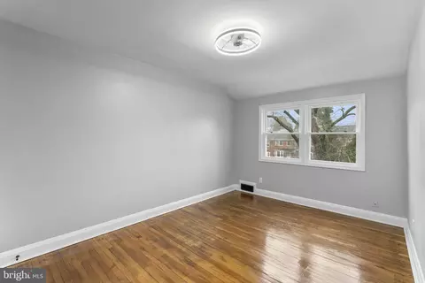 Bedroom - 1607 Stonewood Rd, Baltimore, MD 21239 photo 3 of 7