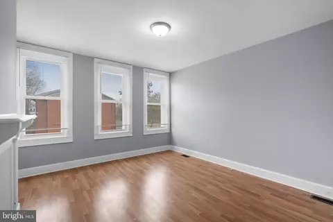 Living - 1217 E Oliver St, Baltimore, MD 21202 photo 5 of 6