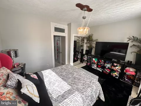 Bedroom - 5303 Hamlin Ave, Baltimore, MD 21215 photo 2 of 3