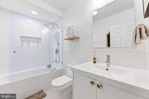 30 S Durham St, Baltimore, MD 21231 photo 10