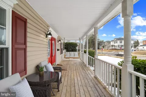 Exterior - 4021 Barrington Rd, Gwynn Oak, MD 21207 photo 5 of 7