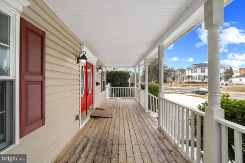Exterior - 4021 Barrington Rd, Gwynn Oak, MD 21207 photo 6 of 7