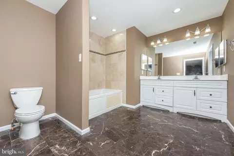 Entry Way - 4021 Barrington Rd, Gwynn Oak, MD 21207 photo 6 of 6